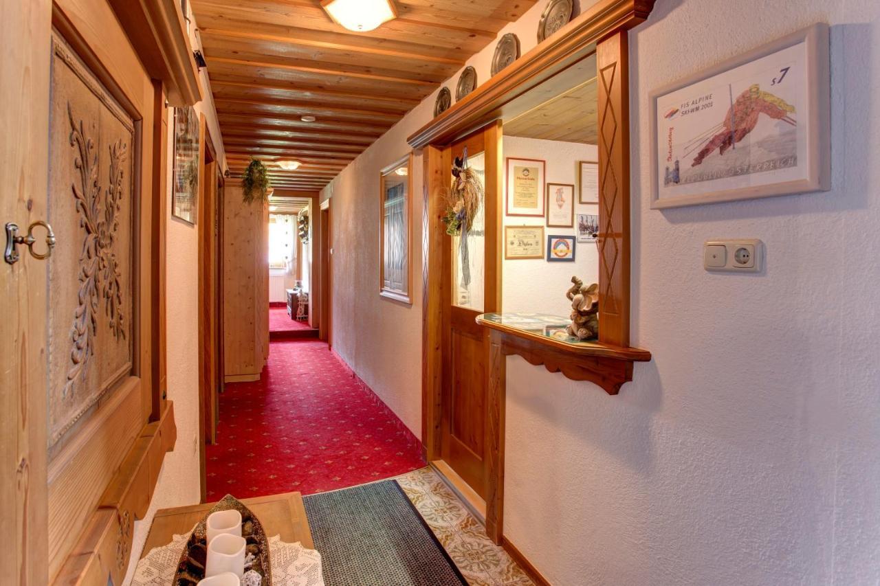 Bed and Breakfast Alpenruh Петтной-ам-Арльберг Екстер'єр фото
