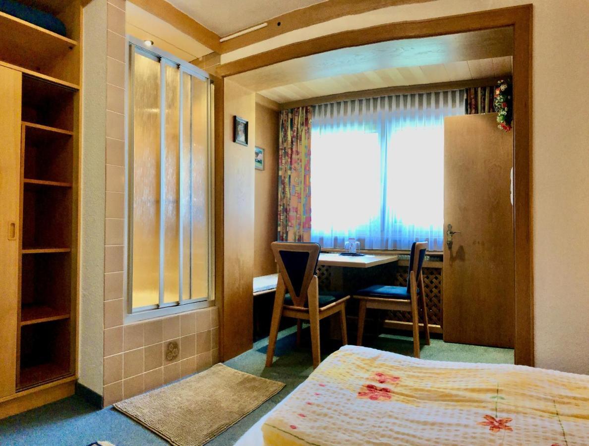 Bed and Breakfast Alpenruh Петтной-ам-Арльберг Екстер'єр фото