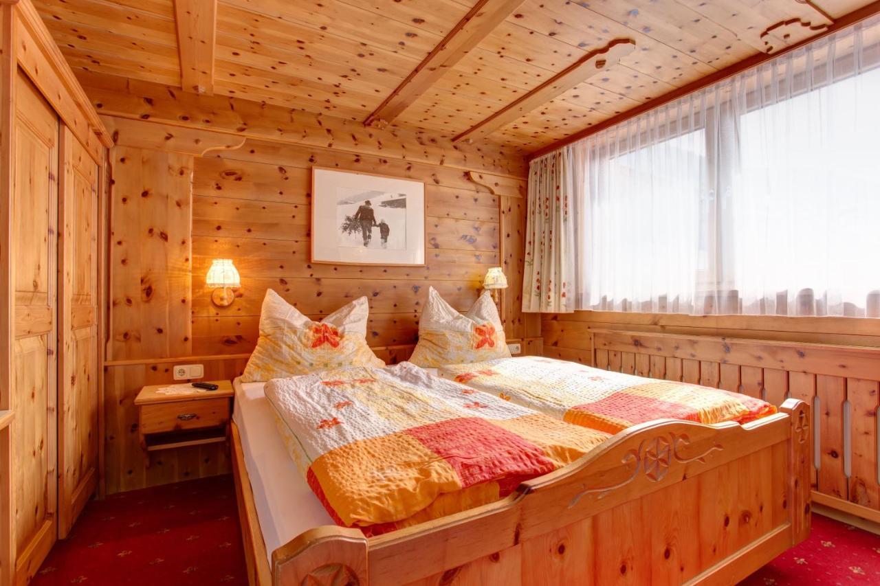 Bed and Breakfast Alpenruh Петтной-ам-Арльберг Екстер'єр фото